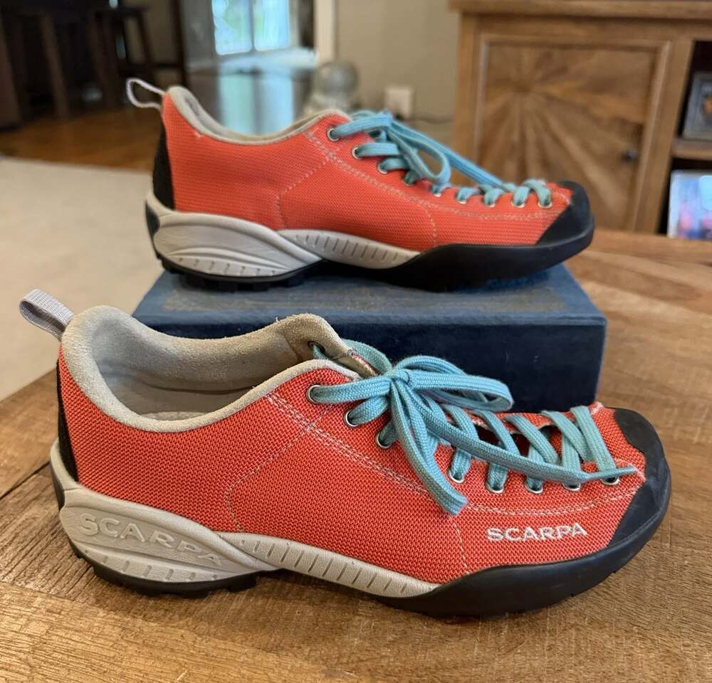 Scarpa Mojito Approach / Hiking Shoes Coral Orange Blue Size US 6 (EU 37)